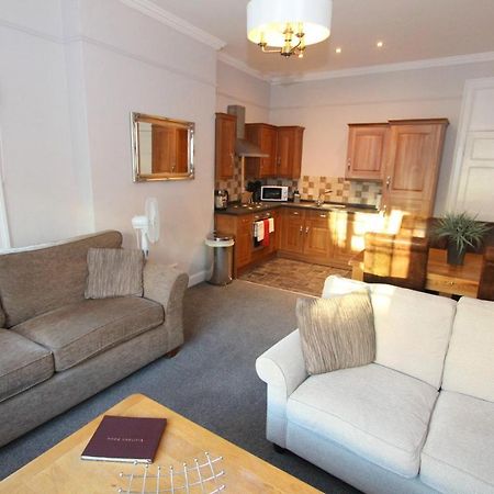 Character Apartment With Views Over City Centre & The Historic Rows Τσέστερ Εξωτερικό φωτογραφία