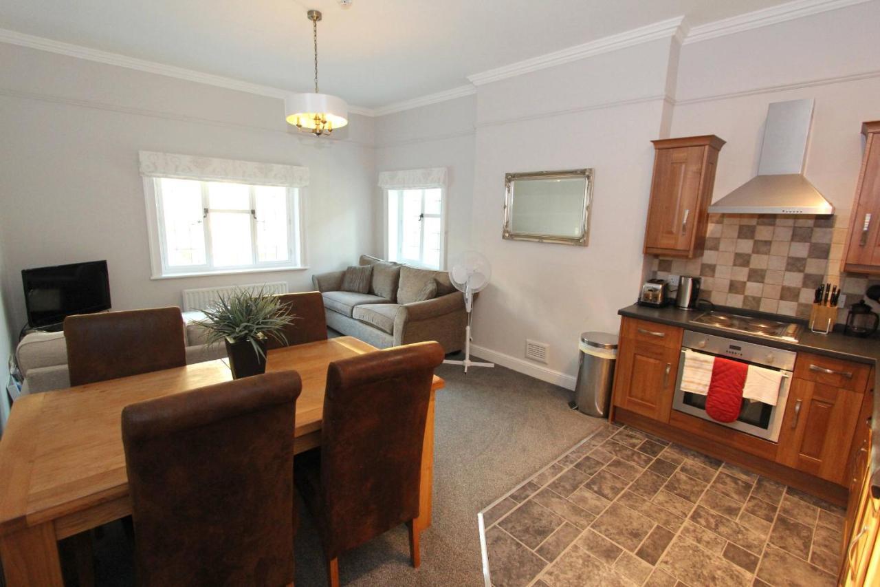 Character Apartment With Views Over City Centre & The Historic Rows Τσέστερ Εξωτερικό φωτογραφία